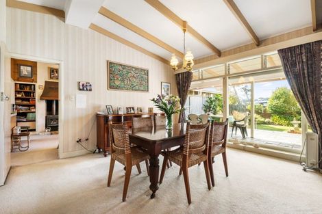 Photo of property in 17 Rock Isle Road, Torbay, Auckland, 0630