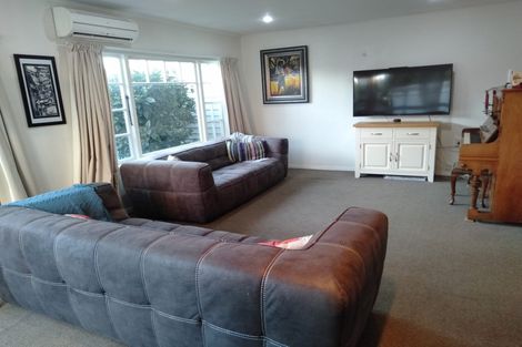 Photo of property in 255 Weston Road, Mairehau, Christchurch, 8052