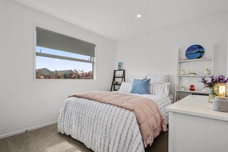 Photo of property in 77 Dunkeld Drive, Papamoa, 3118