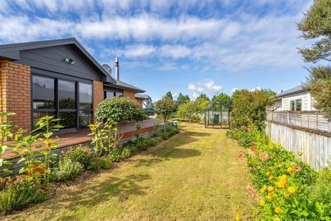 Photo of property in 10 Rexwood Estate, Carterton, 5713