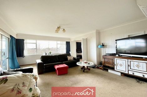 Photo of property in 9 Montana Place, Merrilands, New Plymouth, 4312