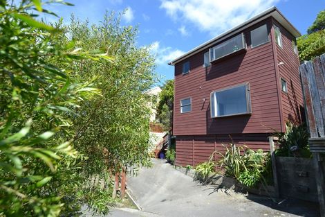 Photo of property in 84 Raroa Road, Kelburn, Wellington, 6012