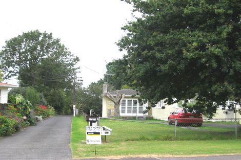 Photo of property in 1/77a Salisbury Road, Birkdale, Auckland, 0626