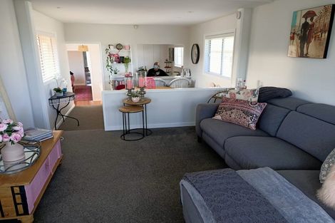 Photo of property in 47 Formby Avenue, Point Chevalier, Auckland, 1022