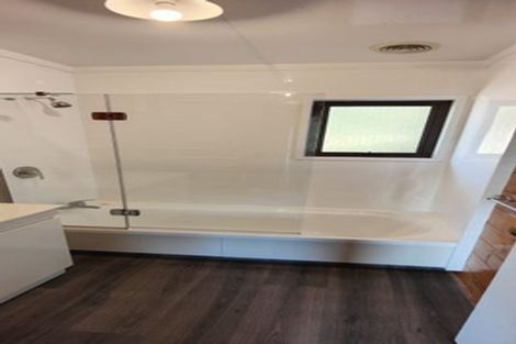 Photo of property in 5 Shackle Lane, Whitby, Porirua, 5024