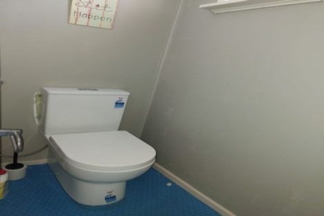 Photo of property in 57 Tiroroa Avenue, Te Atatu South, Auckland, 0610