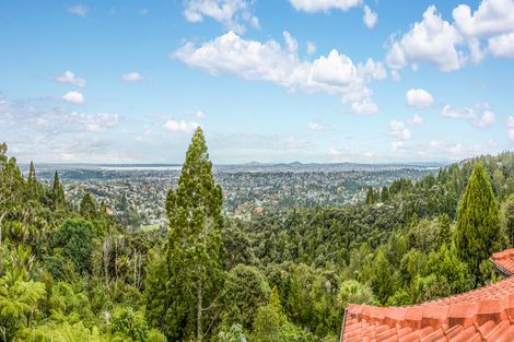 Photo of property in 35 Tawini Road, Titirangi, Auckland, 0604