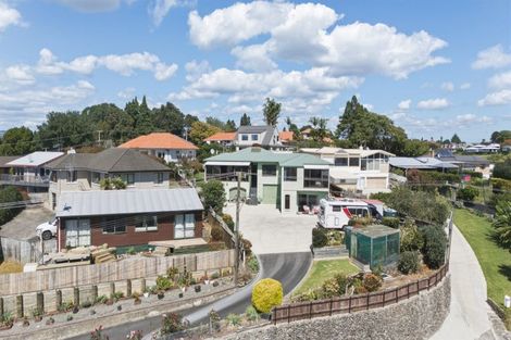 Photo of property in 12 Sutherland Road, Brookfield, Tauranga, 3110