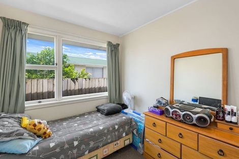Photo of property in 2/60 Avalon Street, Richmond, Christchurch, 8013