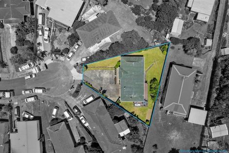 Photo of property in 14 Paulange Place, Pakuranga Heights, Auckland, 2010