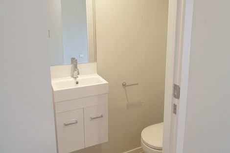 Photo of property in 6/15 Sunhill Road, Sunnyvale, Auckland, 0612