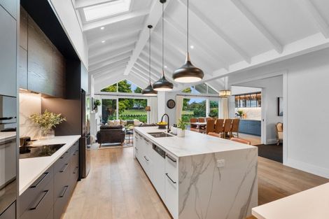 Photo of property in 84 Marsden Avenue, Mount Eden, Auckland, 1024