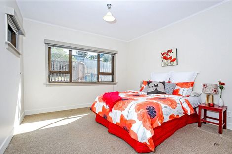 Photo of property in 1/445 Mount Albert Road, Mount Roskill, Auckland, 1041