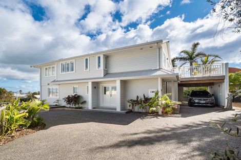 Photo of property in 153 Karewa Parade, Papamoa Beach, Papamoa, 3118