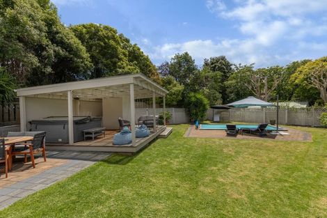 Photo of property in 21 Matai Road, Raumati South, Paraparaumu, 5032