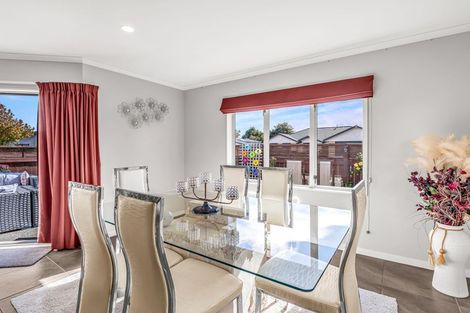Photo of property in 19 Branigan Parade, Kelvin Grove, Palmerston North, 4414