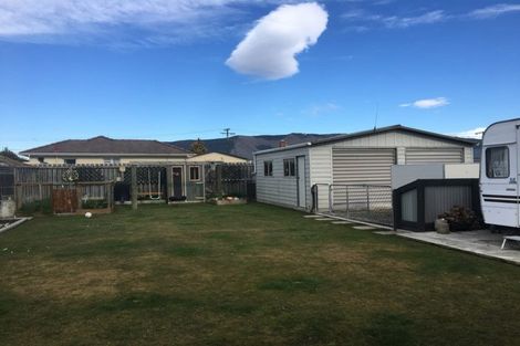 Photo of property in 32 Innes Street, Waimate, 7924