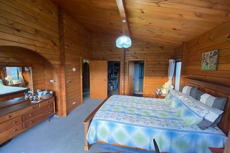 Photo of property in 10 Lagoon Way, West Harbour, Auckland, 0618