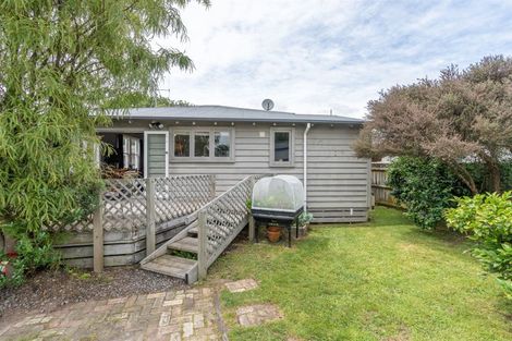 Photo of property in 1a Mahana Road, St Andrews, Hamilton, 3200