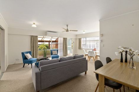 Photo of property in 2 Winslow Place, Levin, 5510