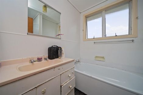 Photo of property in 22 Iredale Road, Hawera, 4610