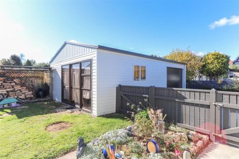 Photo of property in 27 Towai Street, Inglewood, 4330