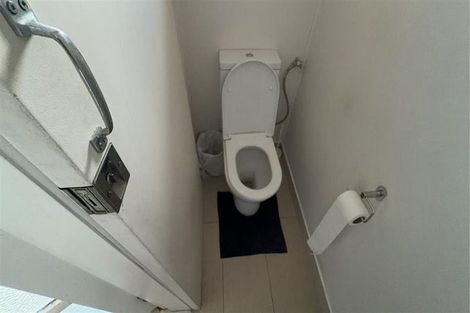 Photo of property in 66 Christmas Road, Manurewa, Auckland, 2102