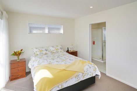 Photo of property in 37 Bradwell Crescent, Halswell, Christchurch, 8025