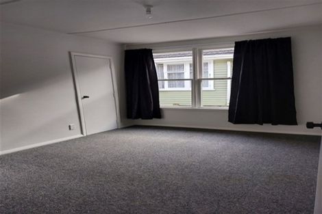 Photo of property in 33 Railway Crescent, Masterton, 5810