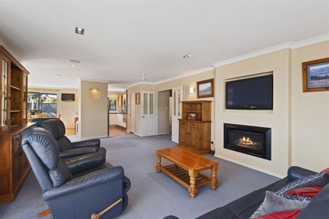 Photo of property in 8 Morgans Valley, Heathcote Valley, Christchurch, 8022