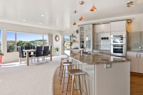 Photo of property in 53 Homestead Place, Welcome Bay, Tauranga, 3112