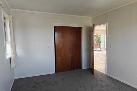 Photo of property in 3/8 Pamela Place, New Lynn, Auckland, 0600