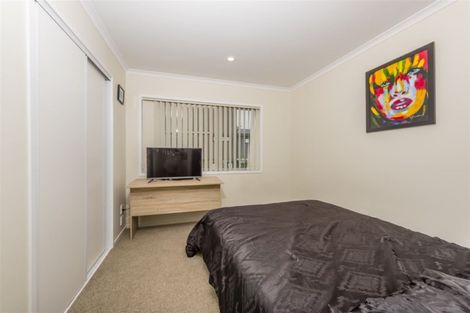 Photo of property in 1/110 Hobsonville Point Road, Hobsonville, Auckland, 0616