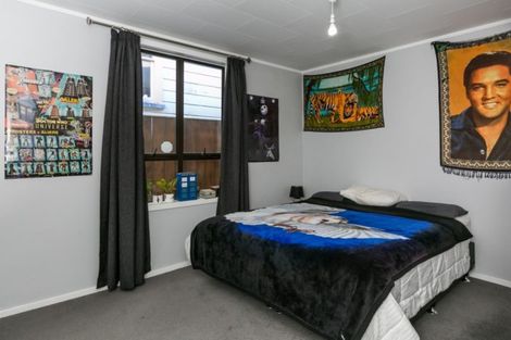 Photo of property in 61 Milton Road, Bluff Hill, Napier, 4110