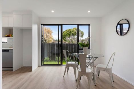 Photo of property in 15b Pipitea Place, Massey, Auckland, 0614