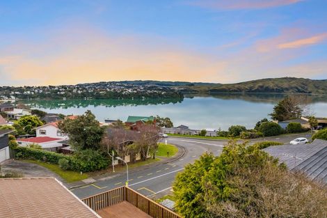 Photo of property in 25 Leeward Drive, Whitby, Porirua, 5024
