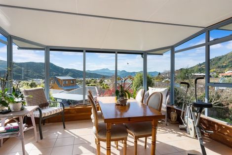 Photo of property in 4 Rimu Terrace, Waikawa, Picton, 7220