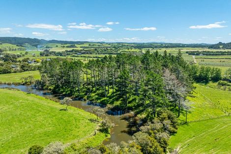 Photo of property in 228 Flyger Road, Mata, Whangarei, 0171