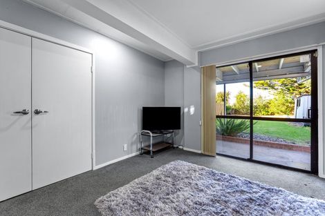 Photo of property in 34 Spinnaker Drive, Te Atatu Peninsula, Auckland, 0610