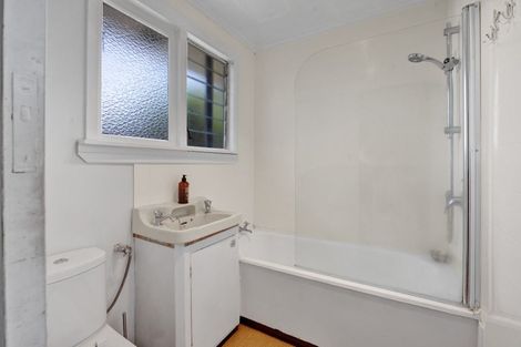 Photo of property in 49 Fox Street, Opunake, 4616