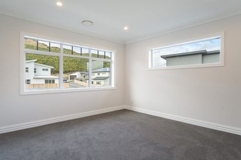 Photo of property in 28 Farnworth Terrace, Churton Park, Wellington, 6037