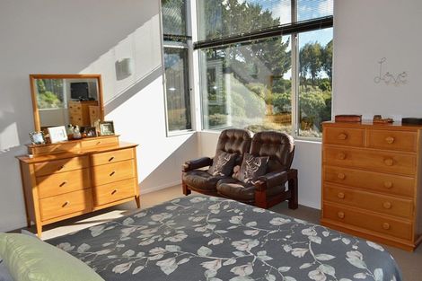 Photo of property in 31 Waitaheke Road, Te Horo, Otaki, 5581