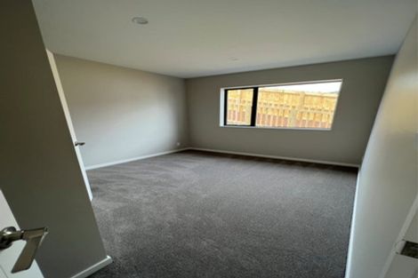 Photo of property in 8 Springhill Lane, Sunnyvale, Auckland, 0612