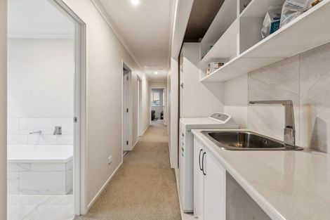 Photo of property in 110 Lisle Farm Drive, Pukekohe, 2120