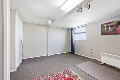 Photo of property in 17 Mortlake Street, Islington, Christchurch, 8042
