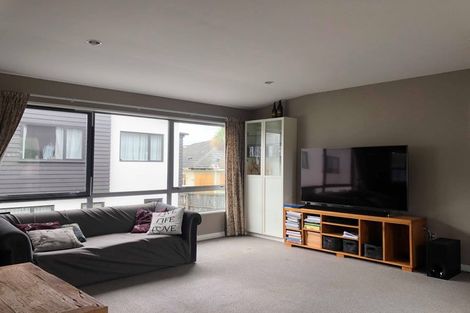 Photo of property in 8a Broadbent Street, Riccarton, Christchurch, 8041