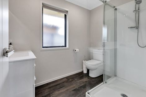 Photo of property in 26 Key West Drive, One Tree Point, 0118