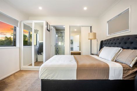 Photo of property in 1a Makora Road, Massey, Auckland, 0614