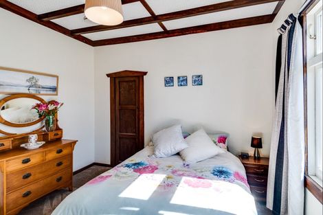 Photo of property in 1211 Caroline Road, Mayfair, Hastings, 4122