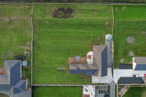 Photo of property in 29 Silver Peaks Drive, West Melton, 7618